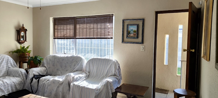 3 Bedroom Property for Sale in Churchill Estate Western Cape